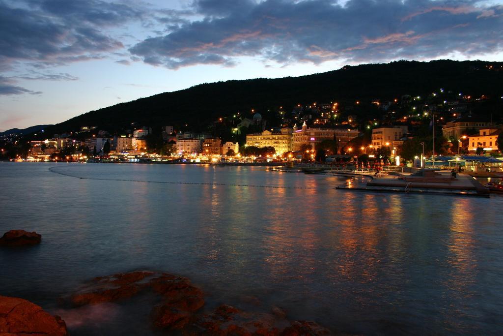 Apartment Zora Opatija Zimmer foto
