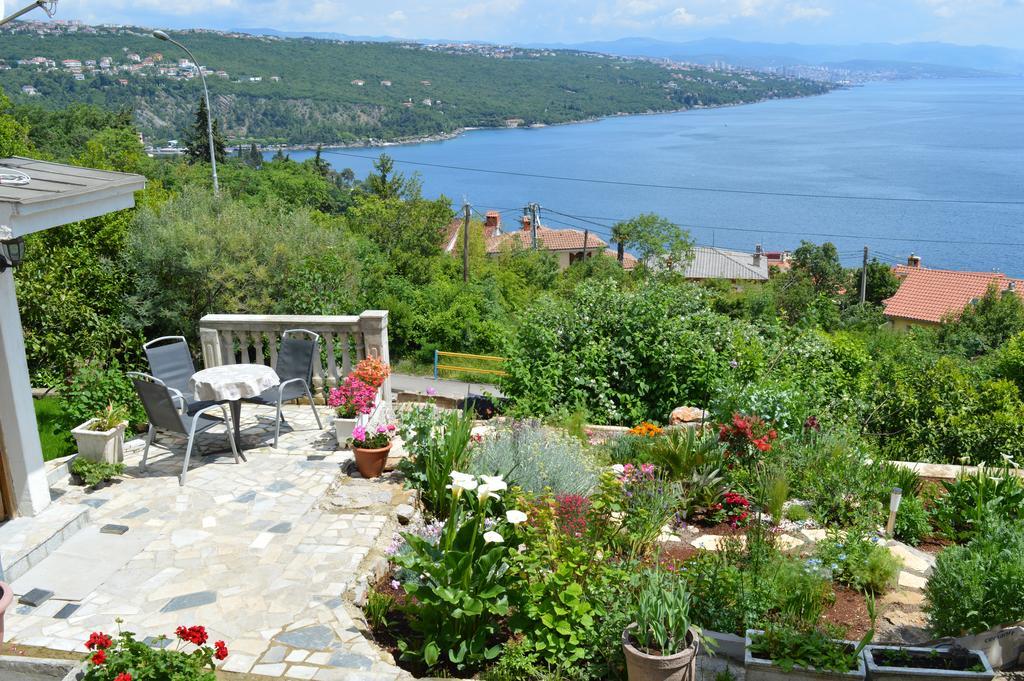 Apartment Zora Opatija Exterior foto
